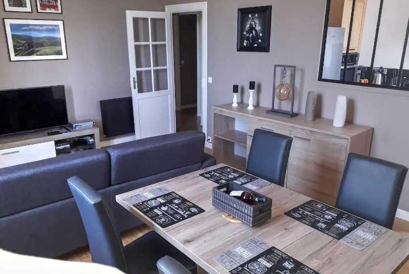 T2  Centre ville Cambo