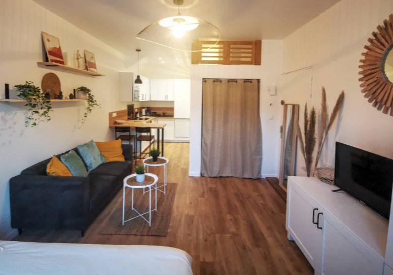 Studio  Maison Guillamenia